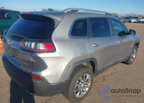 2019 Jeep Cherokee Latitude Plus 4X4 from USA, damaged, VIN 1C4PJMLX2KD346994